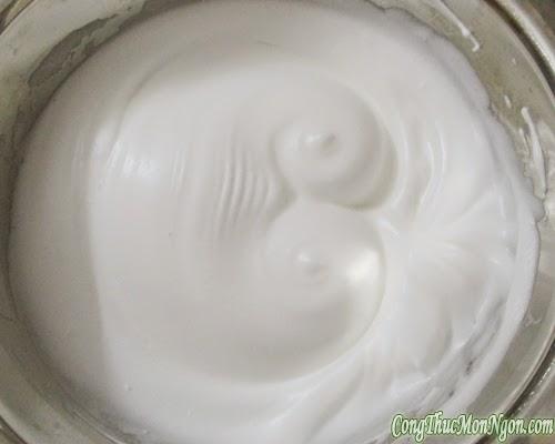 Cách làm bánh gato kem dừa tặng bé