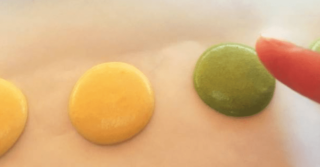 Cách làm bánh Macaron mini ngon đơn giản mà chuẩn vị Pháp