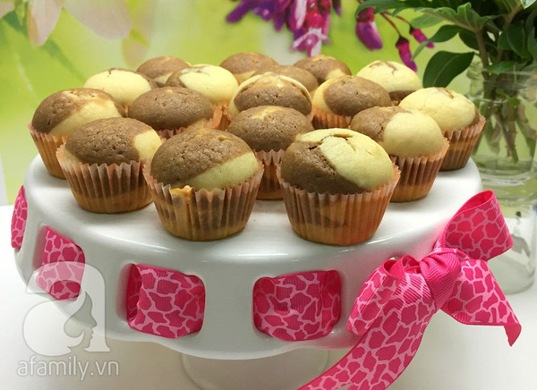 Cách làm bánh muffin cafe vân đá dễ mà đẹp và ngon