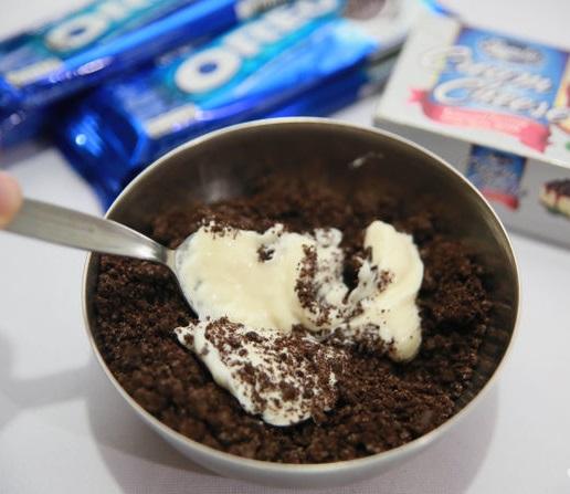 Cách làm bánh Oreo Truffle ngọt ngào siêu ngon