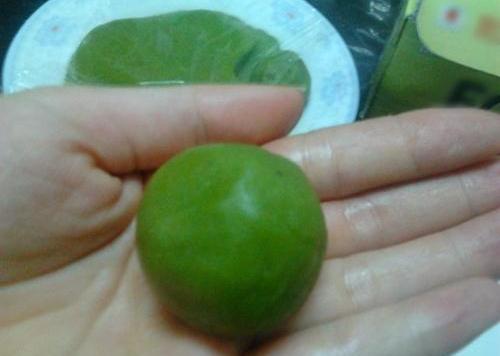 Cách làm bánh Trung thu trà xanh thơm ngon cực đơn giản