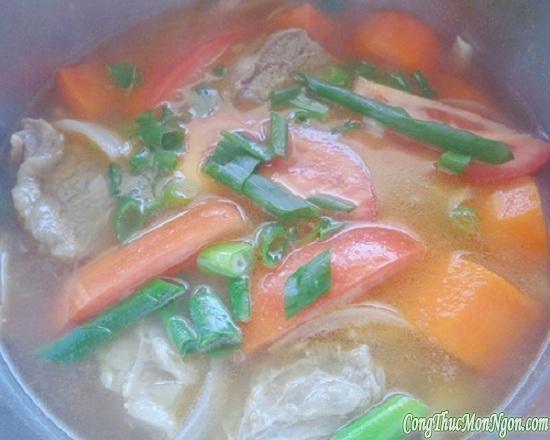 Cách làm canh sườn bò thơm ngon