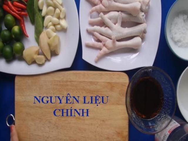 Cách làm chân gà ngâm sả tắc chua ngọt giòn ngon không thể cưỡng