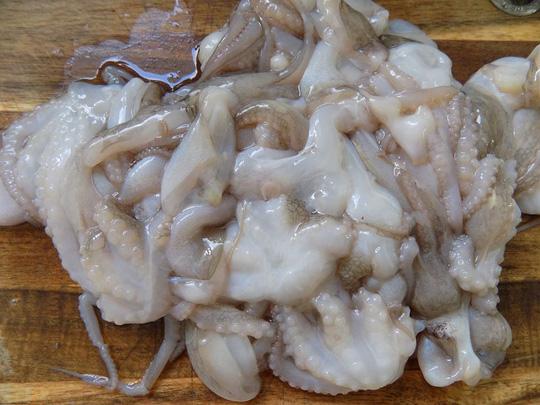 Cách làm làm gỏi bạch tuộc thơm ngon, bổ dưỡng đãi cả nhà