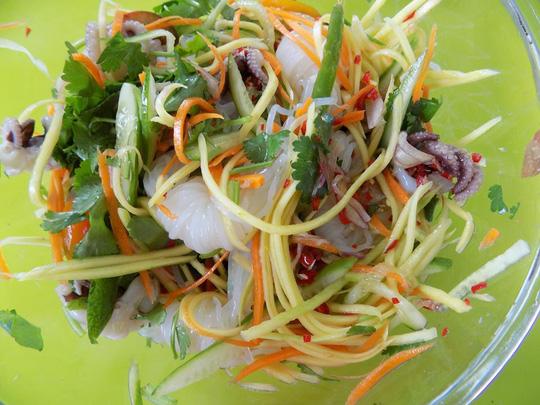 Cách làm làm gỏi bạch tuộc thơm ngon, bổ dưỡng đãi cả nhà