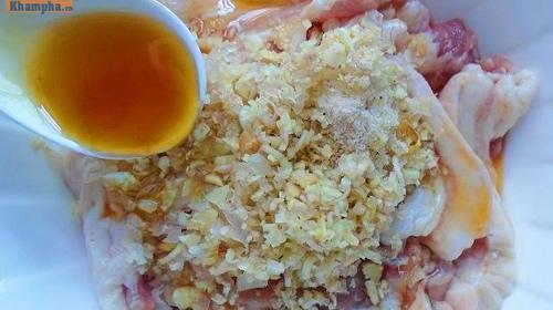 Cách làm món bún tôm thịt nướng đậm đà cho ngày cuối tuần