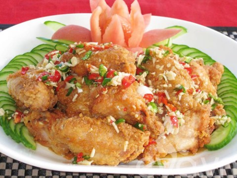 cach lam mon canh ga chien nuoc mam gion ngon dam da Cách làm món cánh gà chiên nước mắm giòn ngon, đậm đà