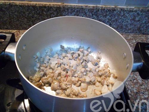 Cách làm món canh mướp nấu hến dân dã mà ngon