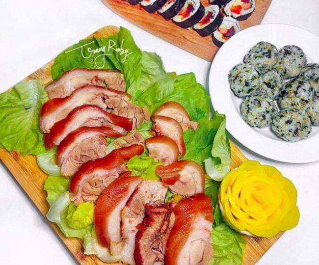 Cách làm món chân giò hầm kiểu Hàn Quốc chuẩn vị thơm ngon