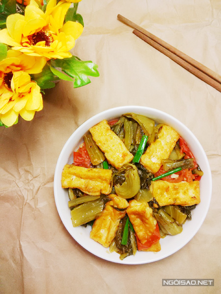 Cách làm món đậu phụ xào dưa chua ngon miệng