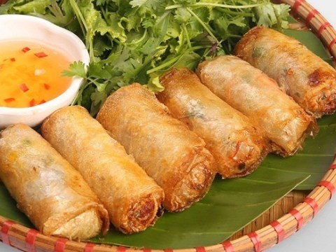 cach lam mon nem ran cho mam co cung ram Cách làm món nem rán cho mâm cỗ cúng rằm