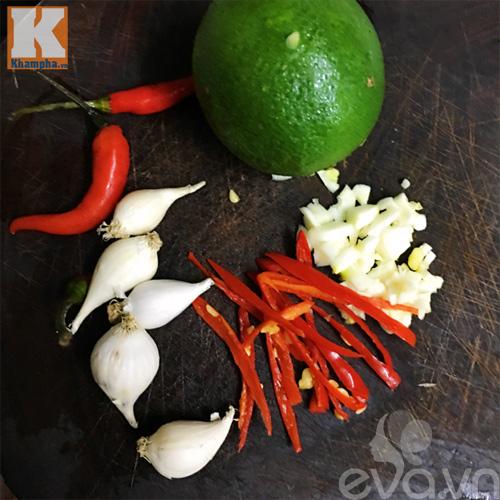 Cách làm món nộm rau cần giòn ngon, thanh mát, lạ miệng