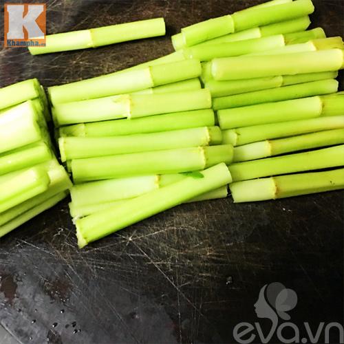 Cách làm món nộm rau cần giòn ngon, thanh mát, lạ miệng