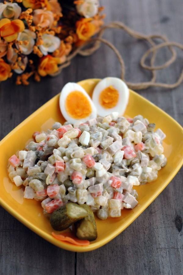 Cách làm món salad Nga truyền thống cực ngon