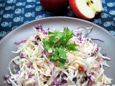 cach lam mon salad tao mat ong mat gion ngon dam da Cách làm món salad táo mật ong mát giòn, ngon đậm đà