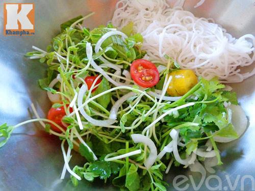 Cách làm món salad thịt bò ngon mát ngày hè