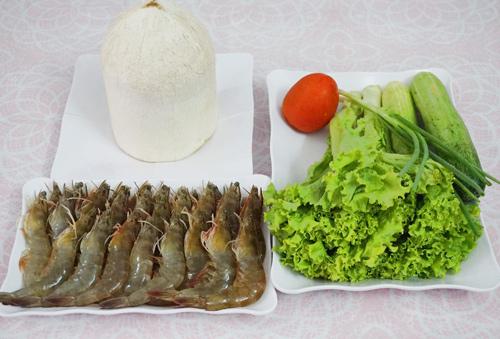 Cách làm món tôm hấp nước dừa ngon chưa từng thấy