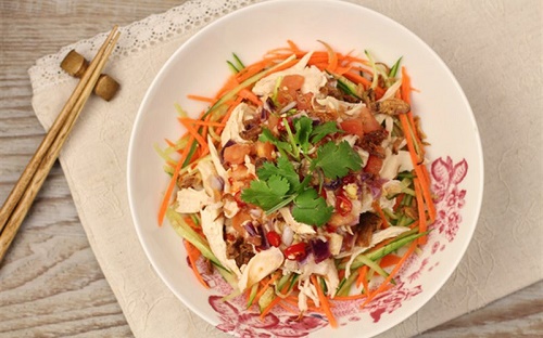 Cách làm nộm gà thập cẩm ngon khó cưỡng