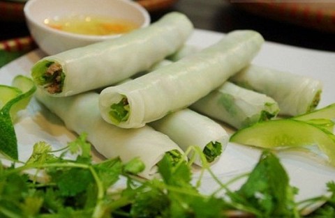 cach lam pho cuon thit bo ngon kho cuong Cách làm phở cuốn thịt bò ngon khó cưỡng