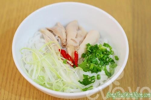 Cách làm phở gà nhanh và ngon