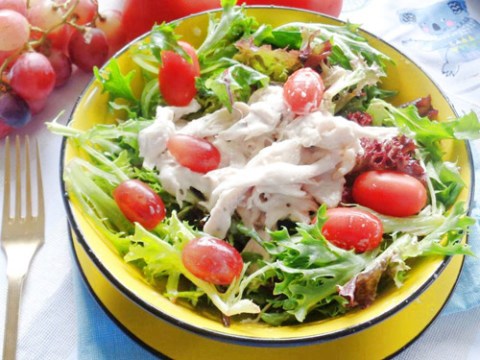 cach lam salad uc ga sot sua chua nhanh ngon ma khong beo Cách làm salad ức gà sốt sữa chua nhanh, ngon mà không béo