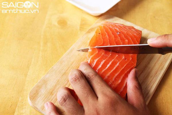 Cách làm sashimi cá hồi ngon đúng điệu