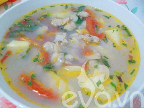 Canh ngao nấu dứa cho bữa chiều