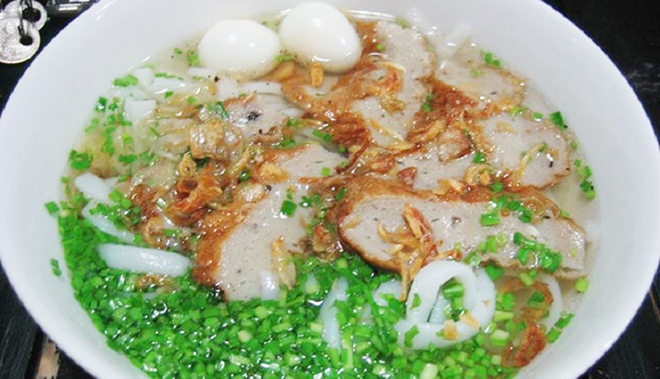 Cách nấu bánh canh hẹ ngon như mẹ làm