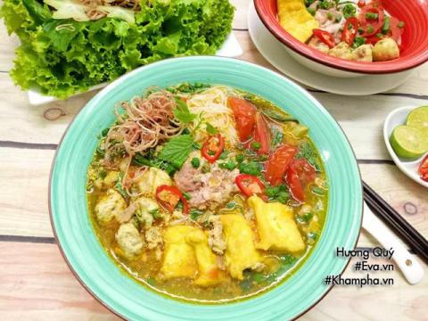 cach nau bun rieu cua thom ngon nong hoi cho bua sang cuoi tuan Cách nấu bún riêu cua thơm ngon, nóng hổi cho bữa sáng cuối tuần