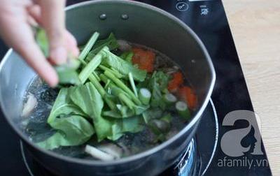 Cách nấu món canh rong biển nấm chay ngon ngọt cho cả nhà