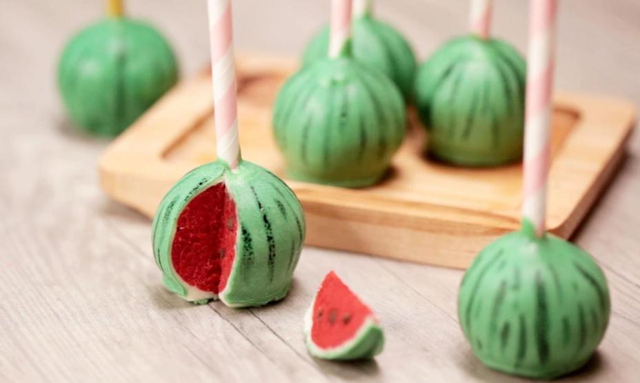 Cakepop dưa hấu quá đẹp, quá ngon mà không khó làm