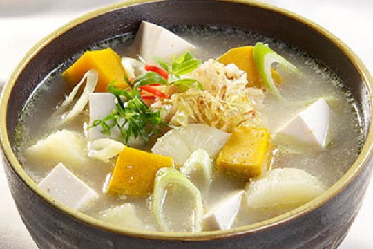 Canh ba màu