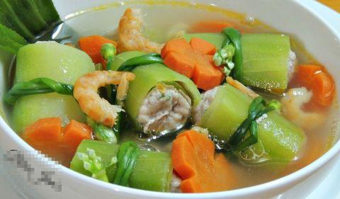 Canh bí đao nhồi thịt mát lạnh ngày hè oi bức