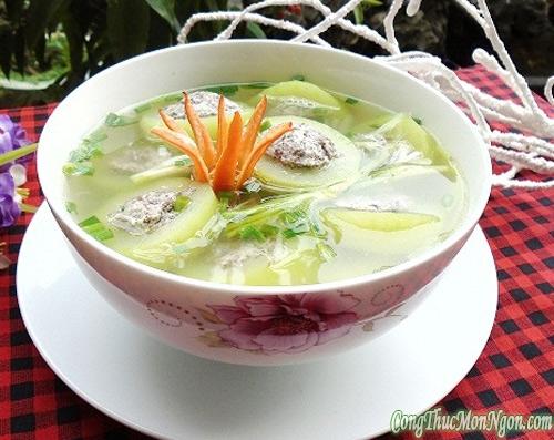 Canh bí đao nhồi thịt thanh mát