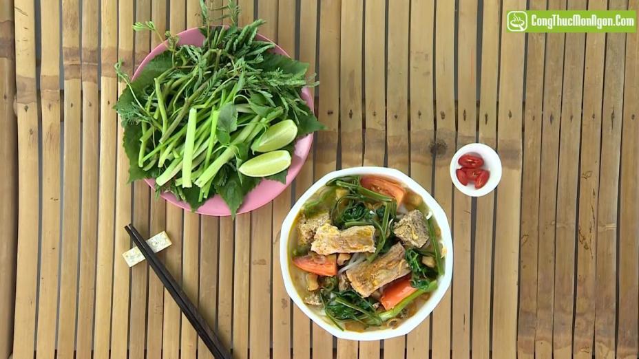 Canh bún sườn riêu cua