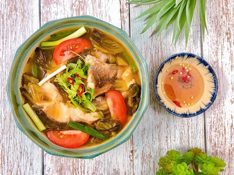 canh ca loc nau dua chua Canh cá lóc nấu dưa chua