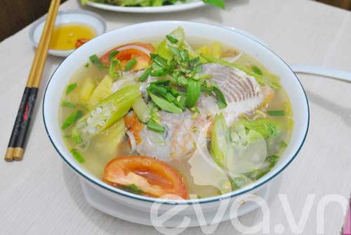 Canh cá nấu chua kiểu miền Nam