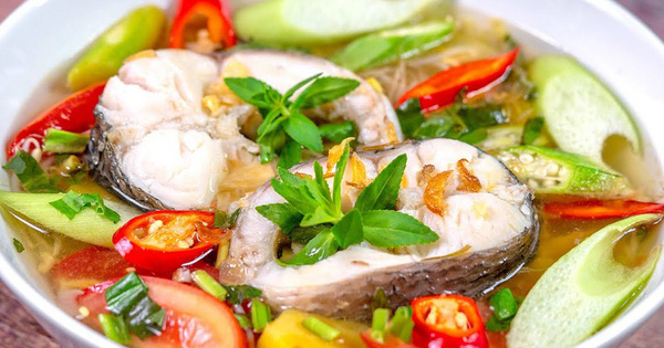 Canh cá nấu chua mùa hè là nhất nhưng làm thế nào để ăn không nát, không tanh thì không phải ai cũng biết