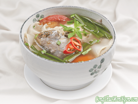 canh ca rau muong mon an la ma quen rat ngon mieng Canh cá rau muống, món ăn lạ mà quen rất ngon miệng