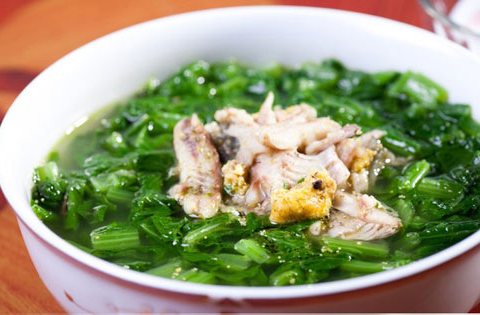 canh cai xanh ca ro dong Canh cải xanh cá rô đồng