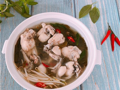 canh chua ech la giang Canh chua ếch lá giang