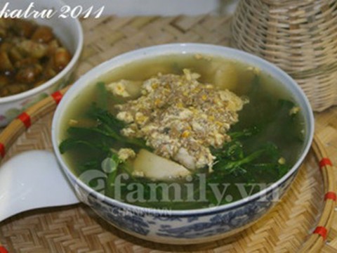 canh cua rau muong khoai so Canh cua rau muống khoai sọ