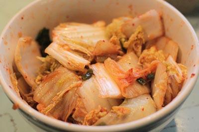 Canh kim chi bạch tuộc giòn, chua, cay lạ miệng, hấp dẫn