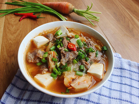 canh kim chi thit bo cay Canh kim chi thịt bò cay