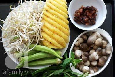 Canh nấm nấu chua giảm cân nhẹ bụng