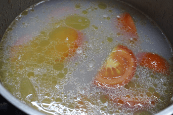Canh ngao nấu me chua thanh mát