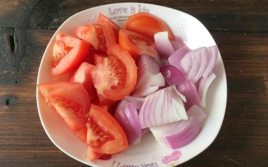 Canh rau củ nấu thịt bò ngon miệng đủ chất chỉ trong 1 món duy nhất