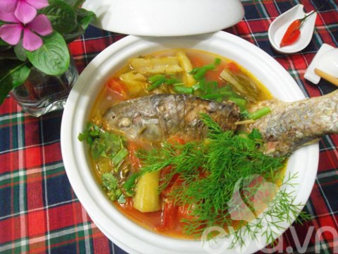 canh rieu ca chep chua cay cho cuoi tuan 8 Canh riêu cá chép chua cay cho cuối tuần