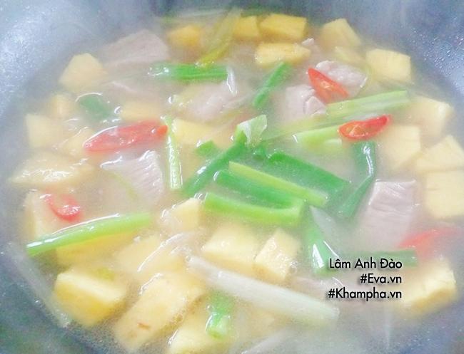 Canh sườn chua ngọt dễ nấu, dễ ăn