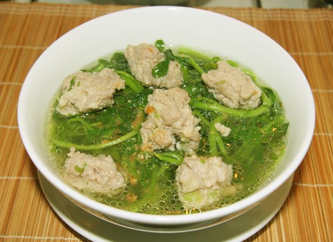 canh xa lach xoong nau thit Canh xà lách xoong nấu thịt xay